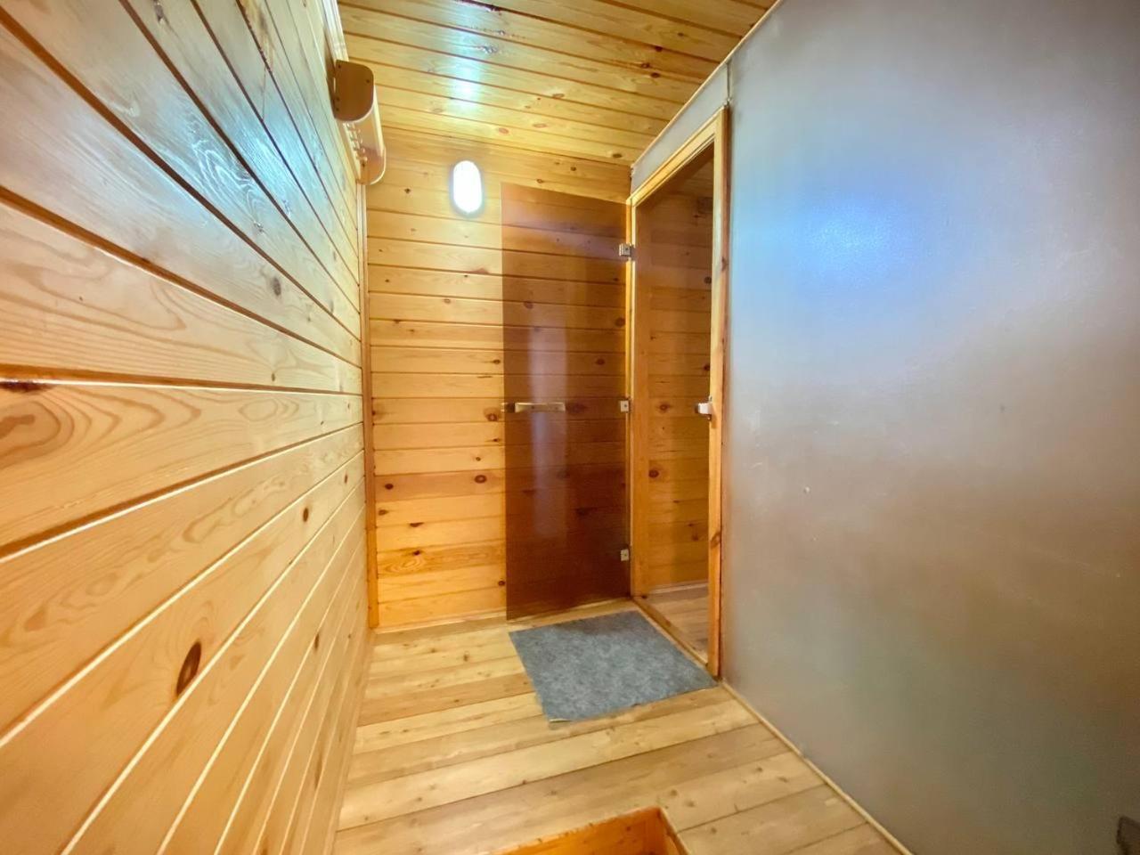 сакский двор Holiday home *