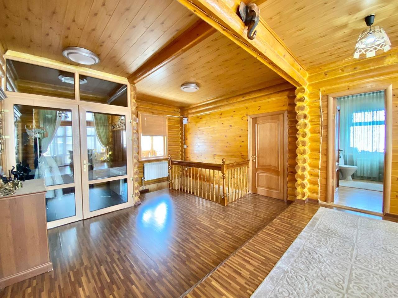сакский двор Holiday home